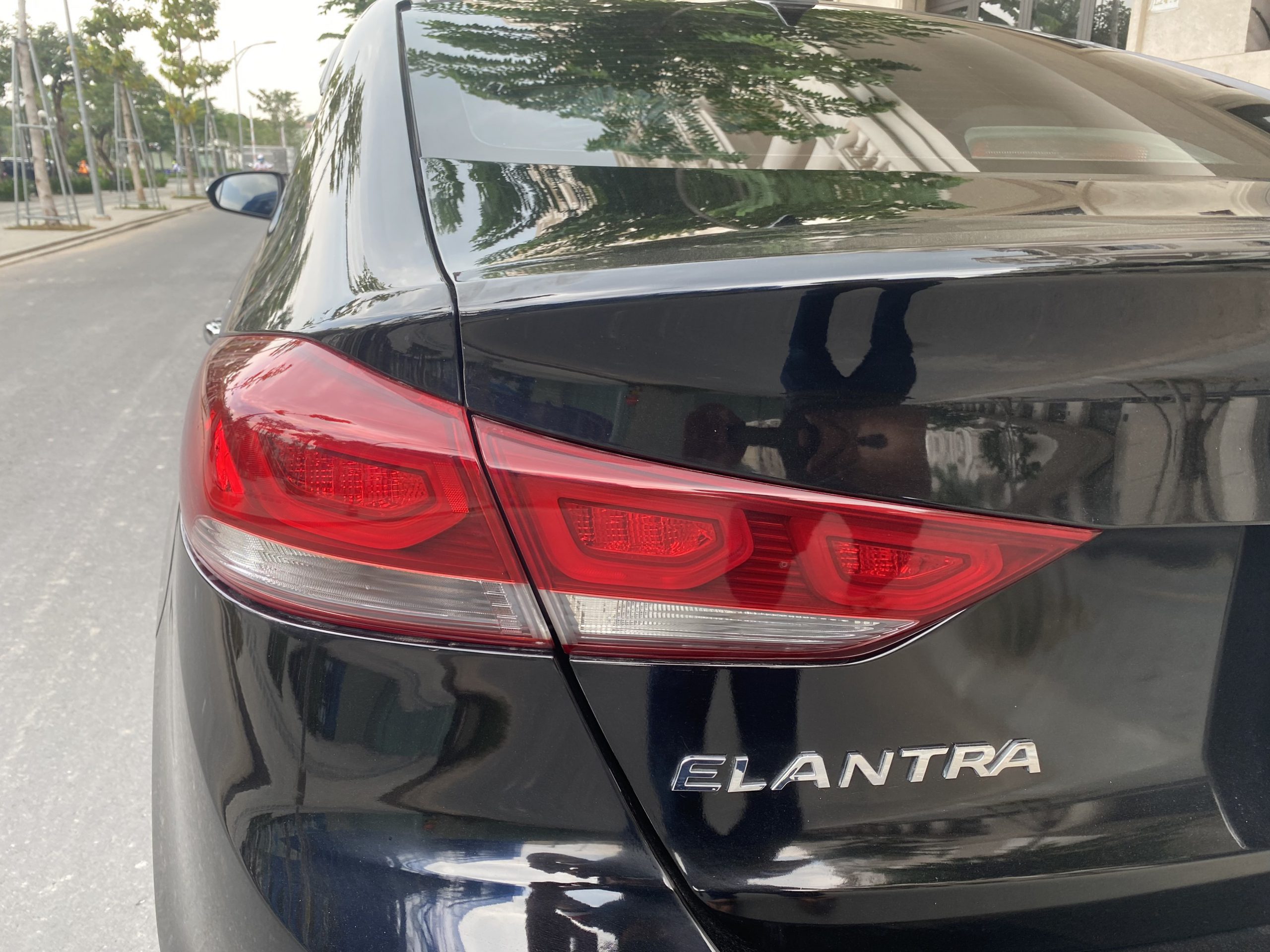 Hyundai Elantra 2017 AT